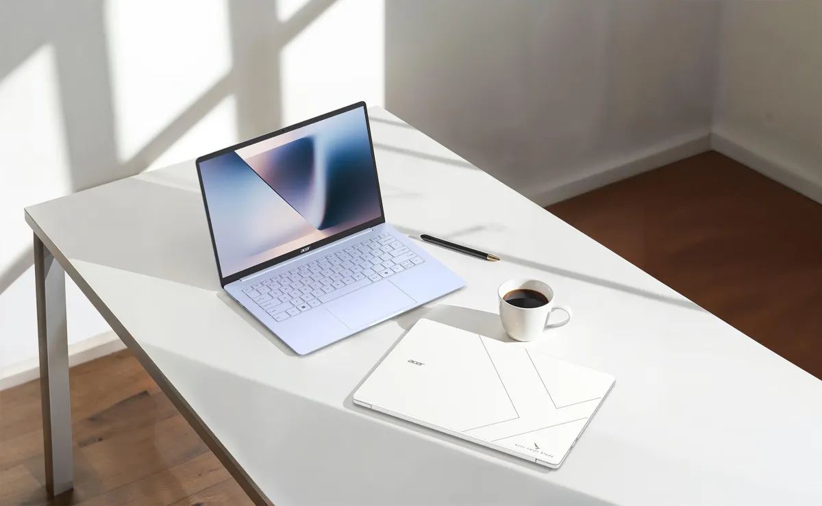 Acers nya bärbara väger under 800 gram – utmanar Apples MacBook Air
