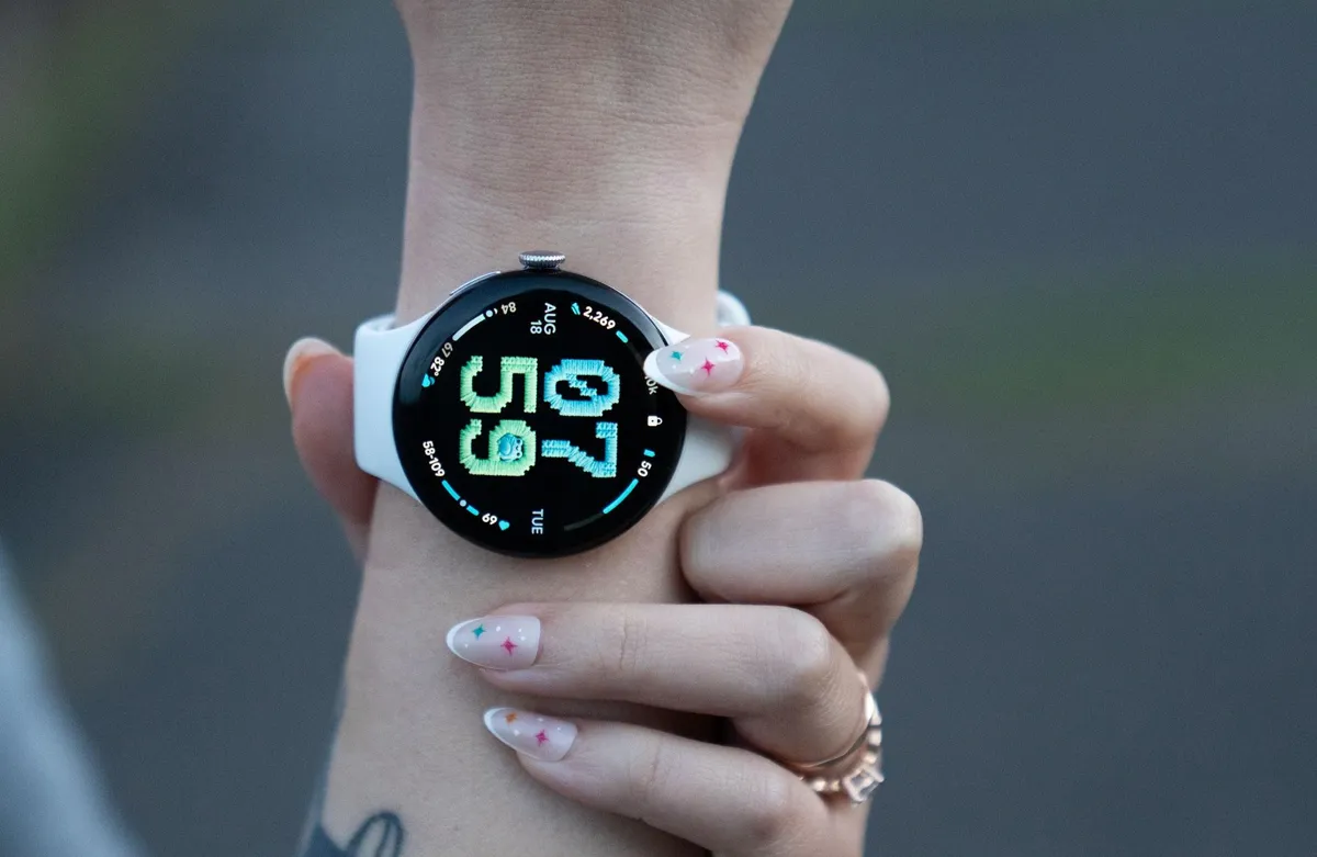 Nya Pixel Watch 5 hyllas för sin GPS – men AI-funktionerna dröjer
