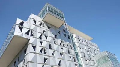 Studenterna har 15 AI-agenter – universitetet låg steget före ChatGPT
